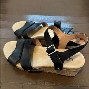 UGG Black and Tan Wedge Sandals